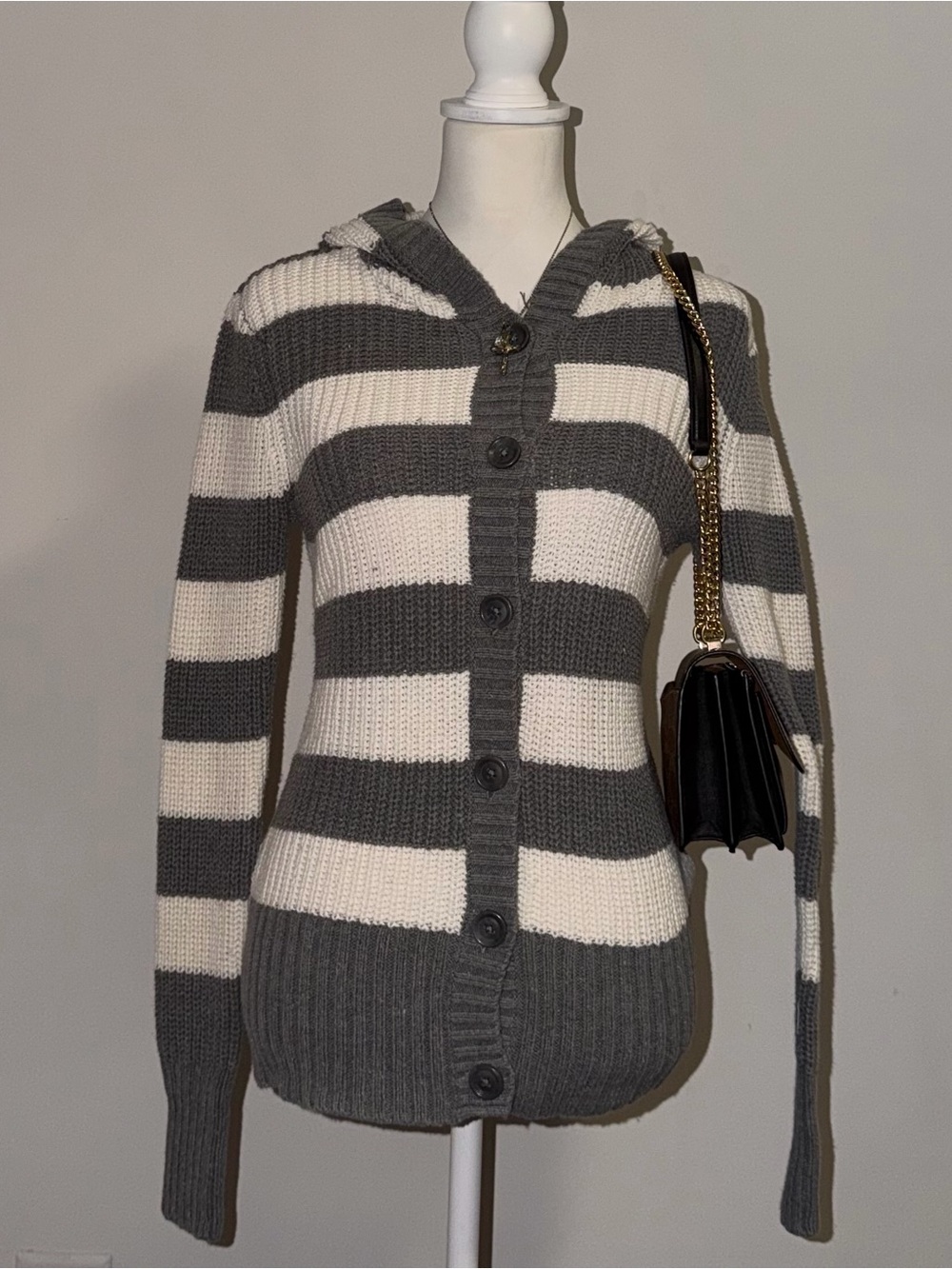 2000s vintage style 2011 aeropostale gray and white striped hooded knit cardigan